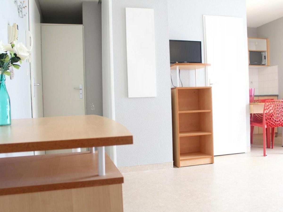 Appartement 2 Pieces Avec Balcon, Parking Et Piscine, La Rochelle - Fr-1-246-11 エクステリア 写真