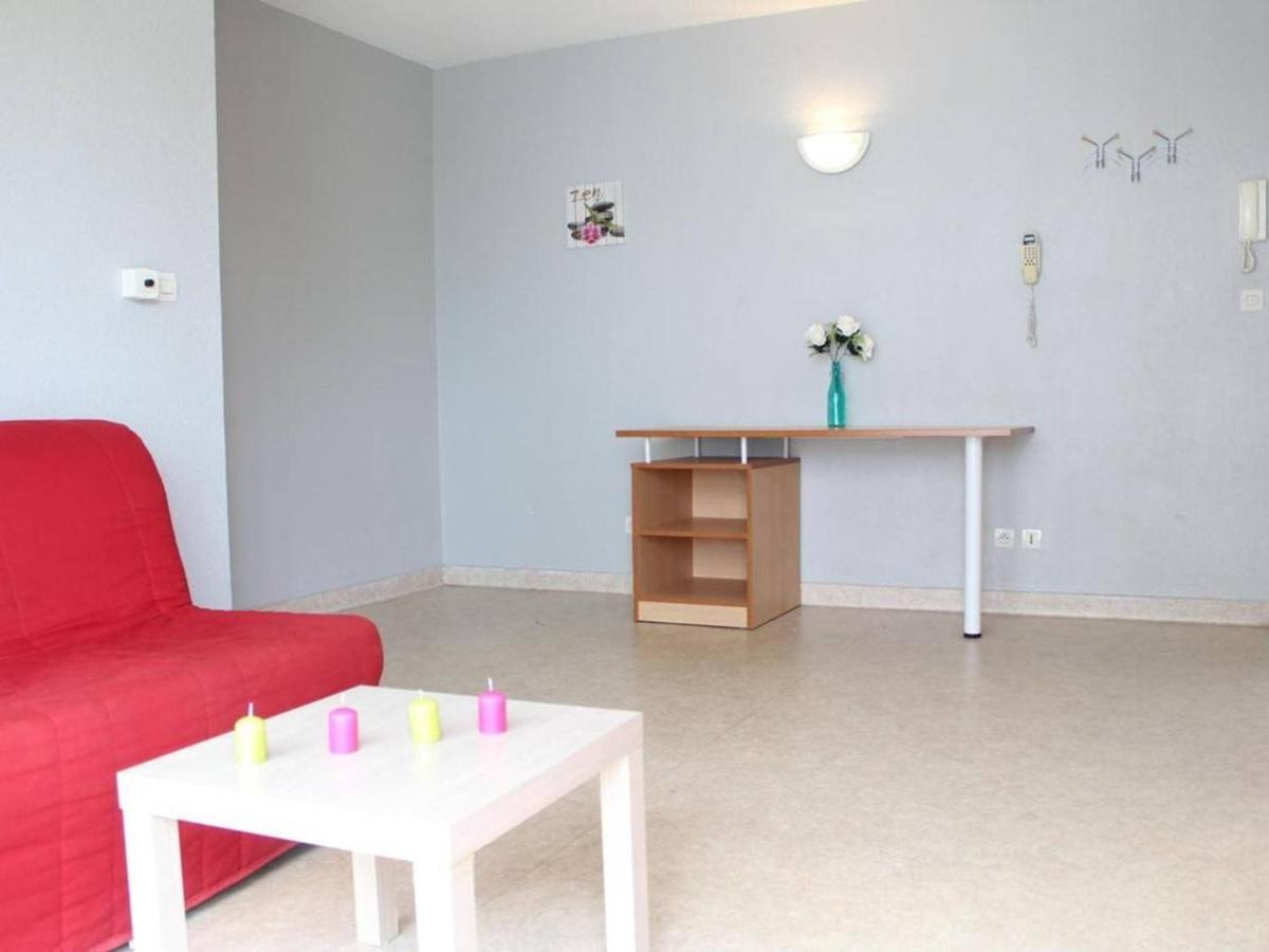 Appartement 2 Pieces Avec Balcon, Parking Et Piscine, La Rochelle - Fr-1-246-11 エクステリア 写真