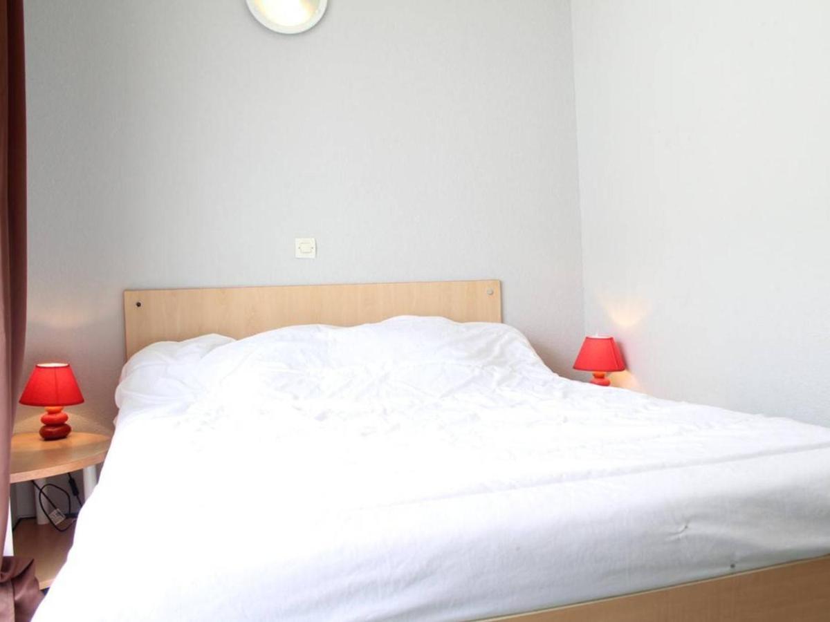 Appartement 2 Pieces Avec Balcon, Parking Et Piscine, La Rochelle - Fr-1-246-11 エクステリア 写真